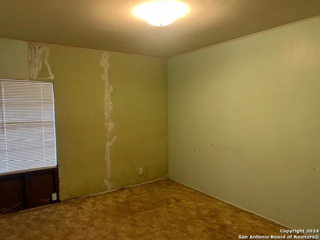 Photo of 602 E BLAIR