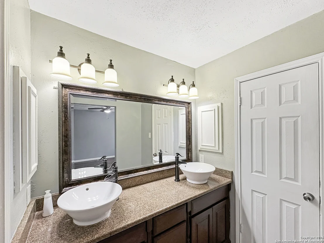 Photo of 15314 Mount Eagle