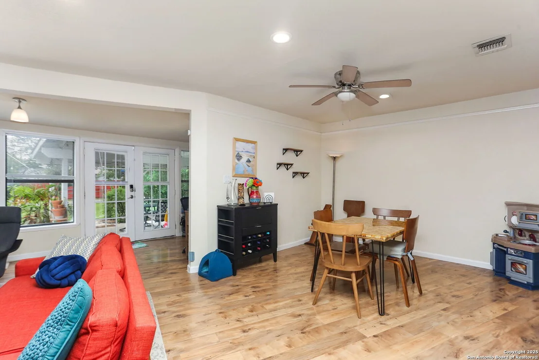 Photo of 202 Beverly Drive