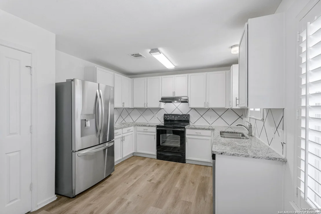 Photo of 4927 BRADEN GATE