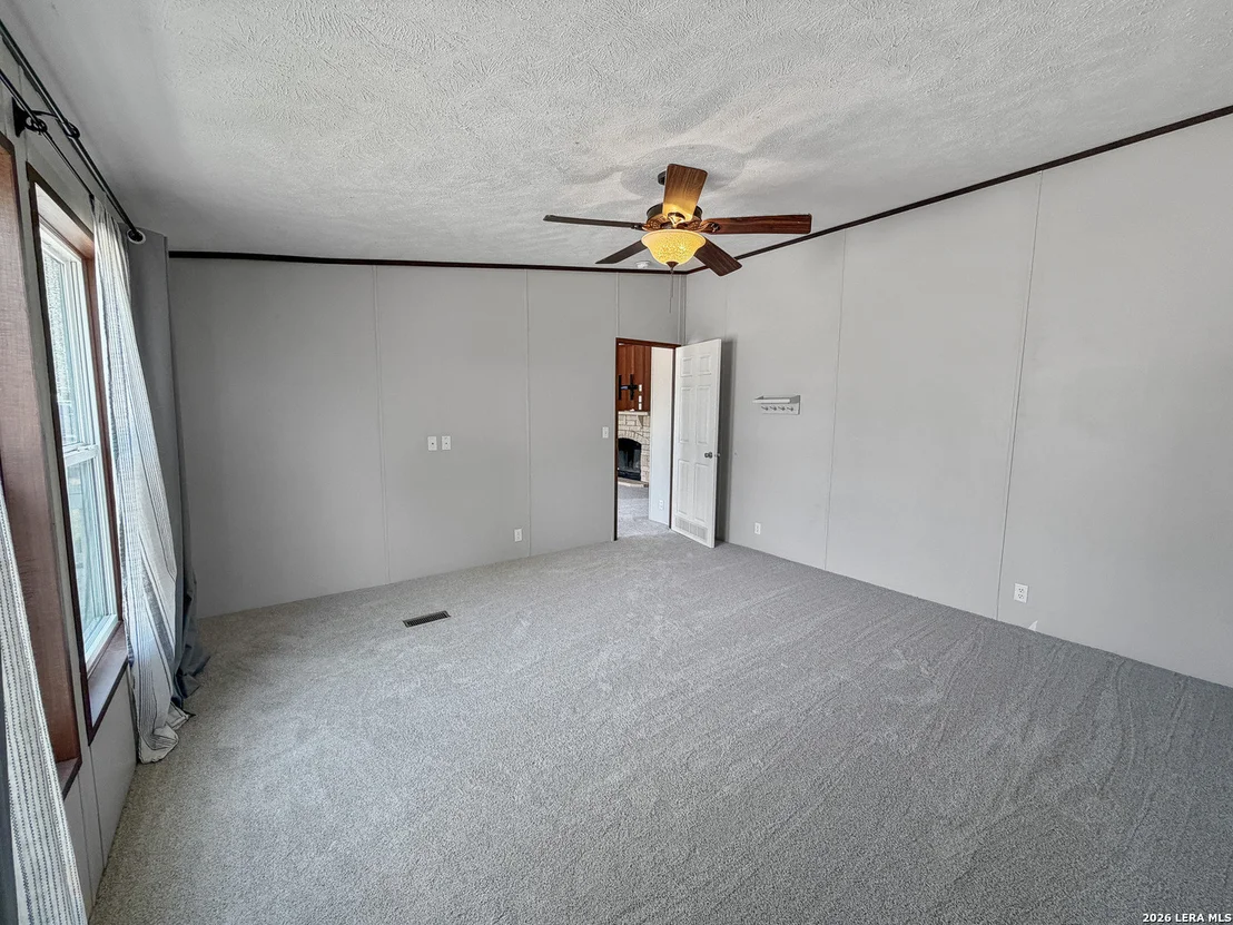 Photo of 2462 Chase Road