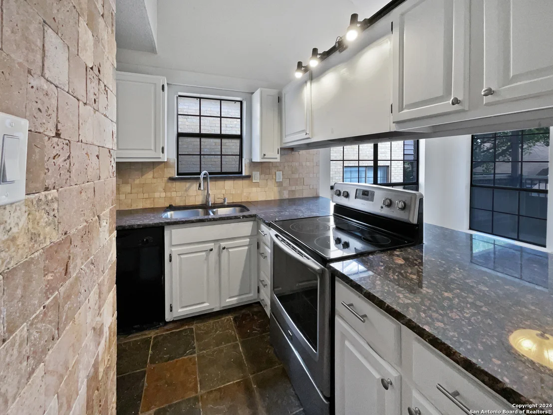 Photo of Unit 228 at 8633 DATAPOINT DR