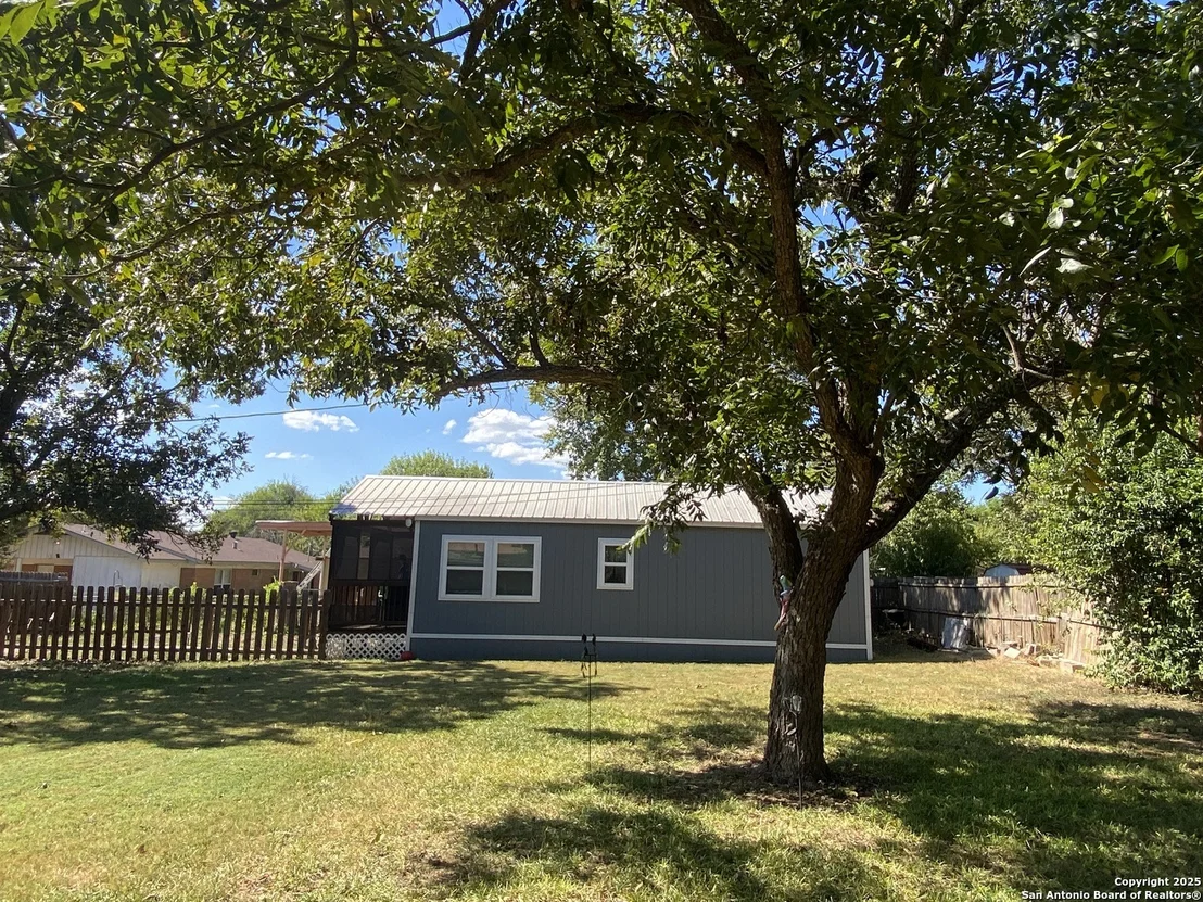 Photo of 119 Laurel Way