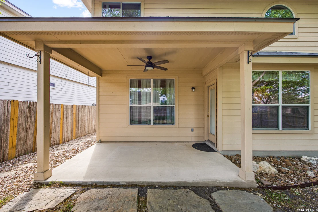 Photo of 17230 Darien Wing
