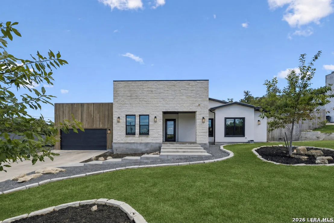 Photo of 216 MIDNIGHT DR