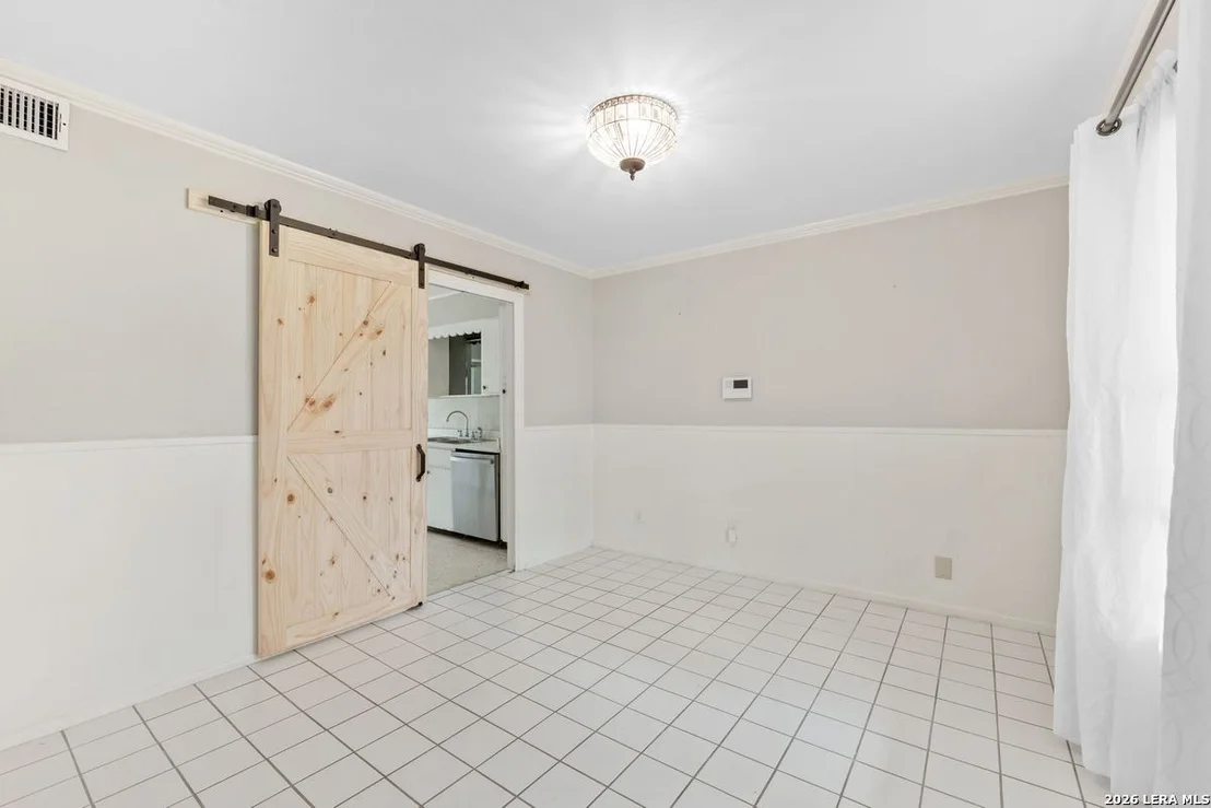 Photo of 11902 RUSTIC LN