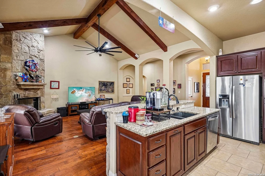 Photo of 129 HIDDEN FOREST DR