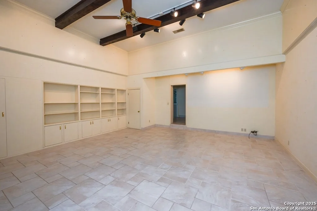 Photo of 52 Encino Loma
