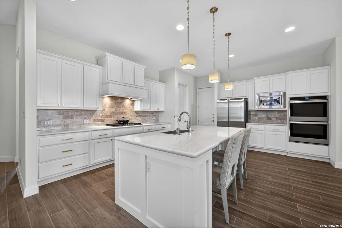 Photo of 23218 Curvado