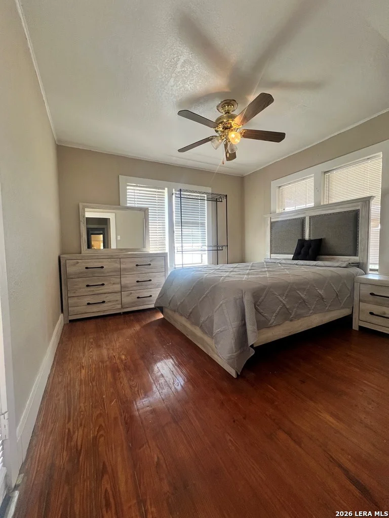 Photo of 274 S Ceylon