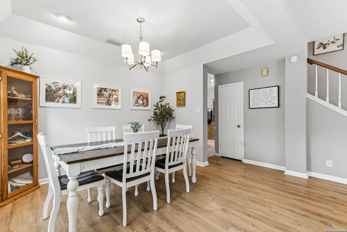 Photo of 14318 Rush Wood