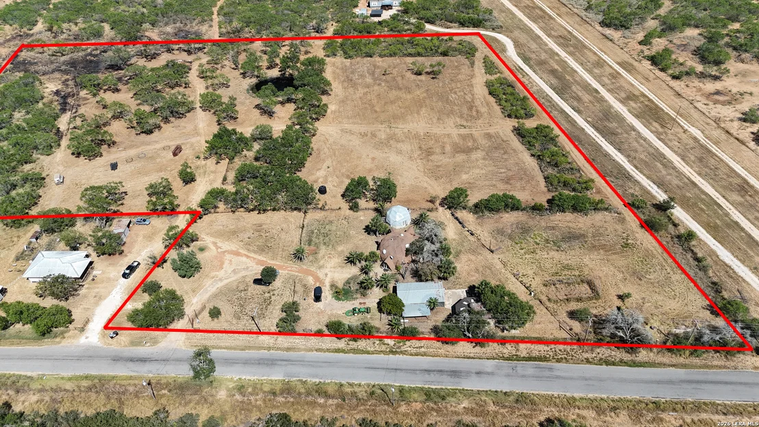 Photo of 875 County Road 327