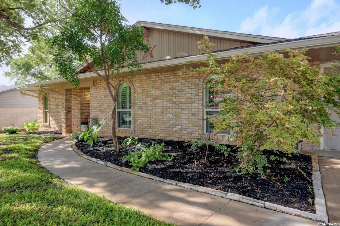 Photo of 106 Barcelona Drive