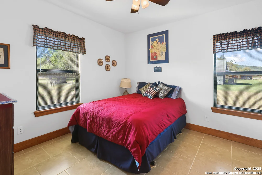 Photo of 867 RIVERTREE RD