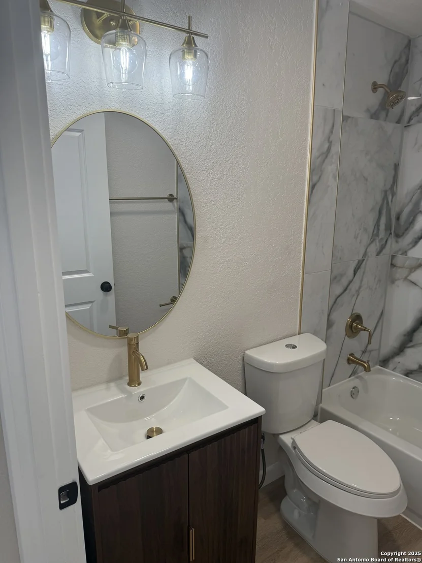 Photo of 5807 Stonybrook