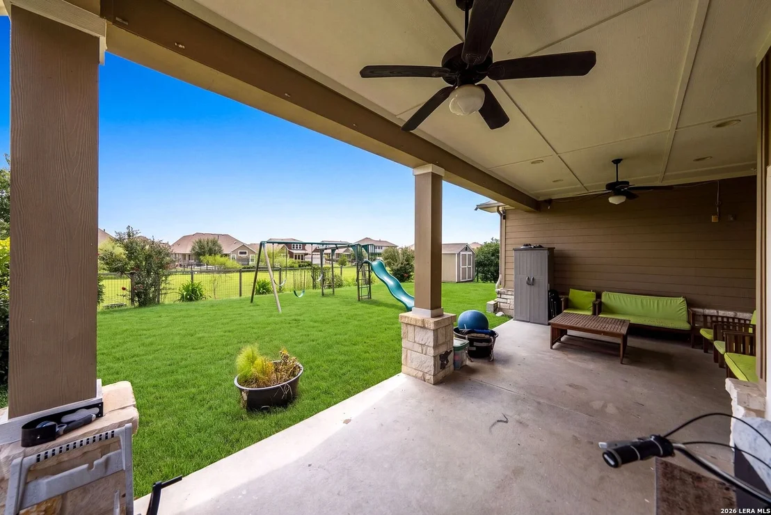 Photo of 11812 Field Bend