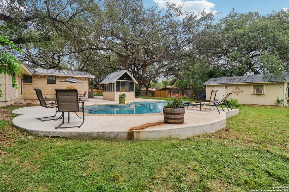 Photo of 503 Mockingbird