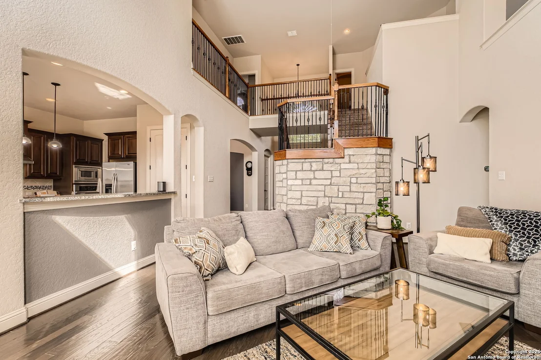 Photo of 25518 Coronado Bluff