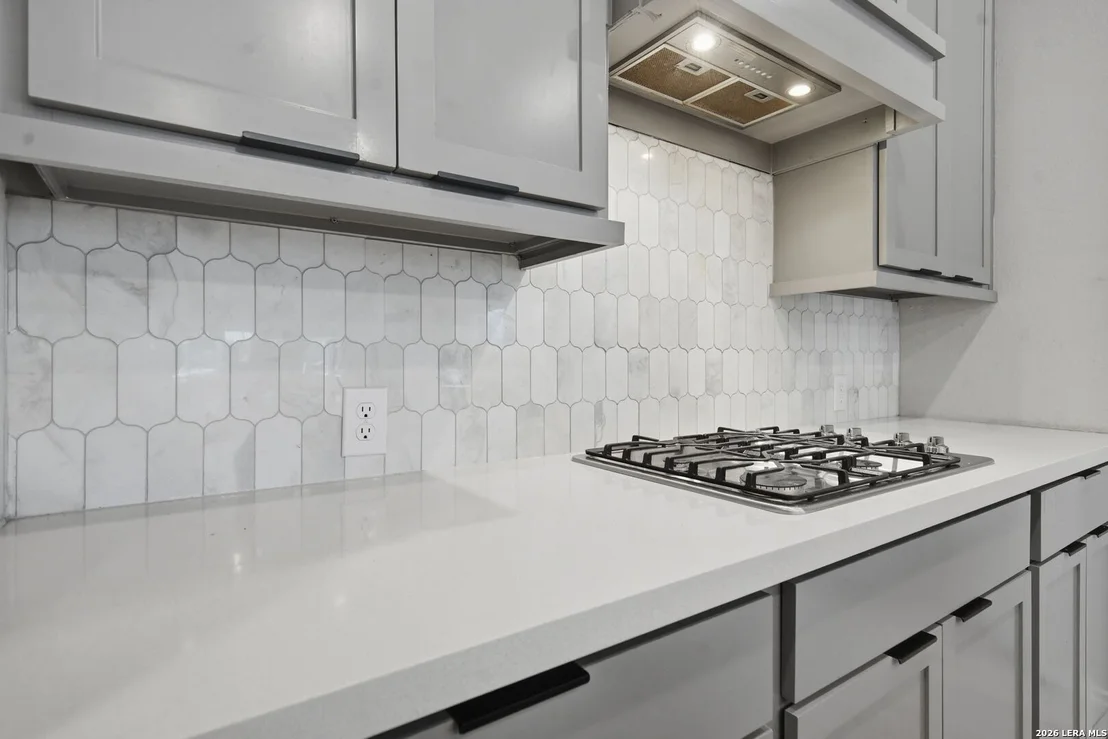 Photo of 311 Navarro