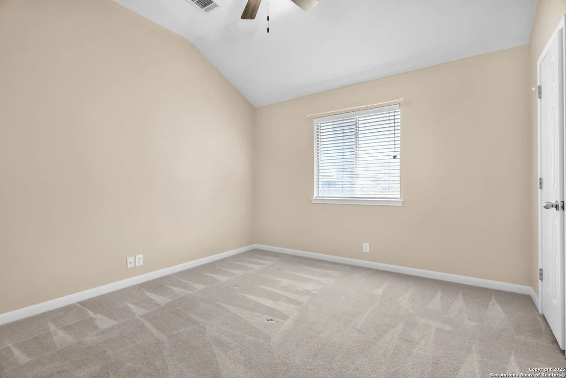 Photo of 423 Sand Ash Trl