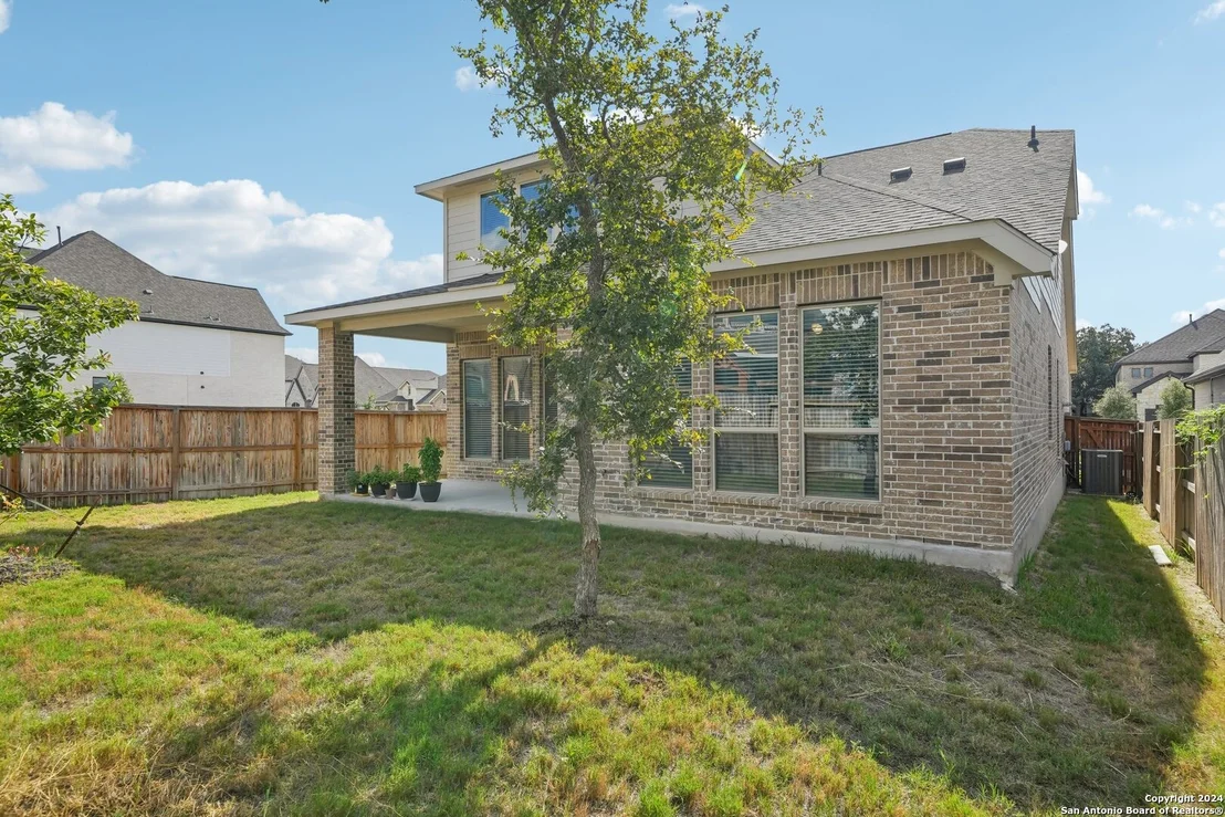 Photo of 1493 Pitcher Bend