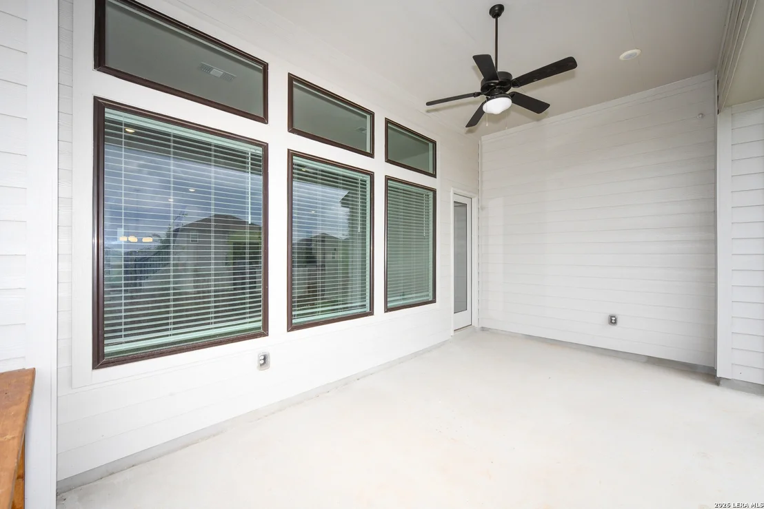 Photo of 972 Nolte Bend