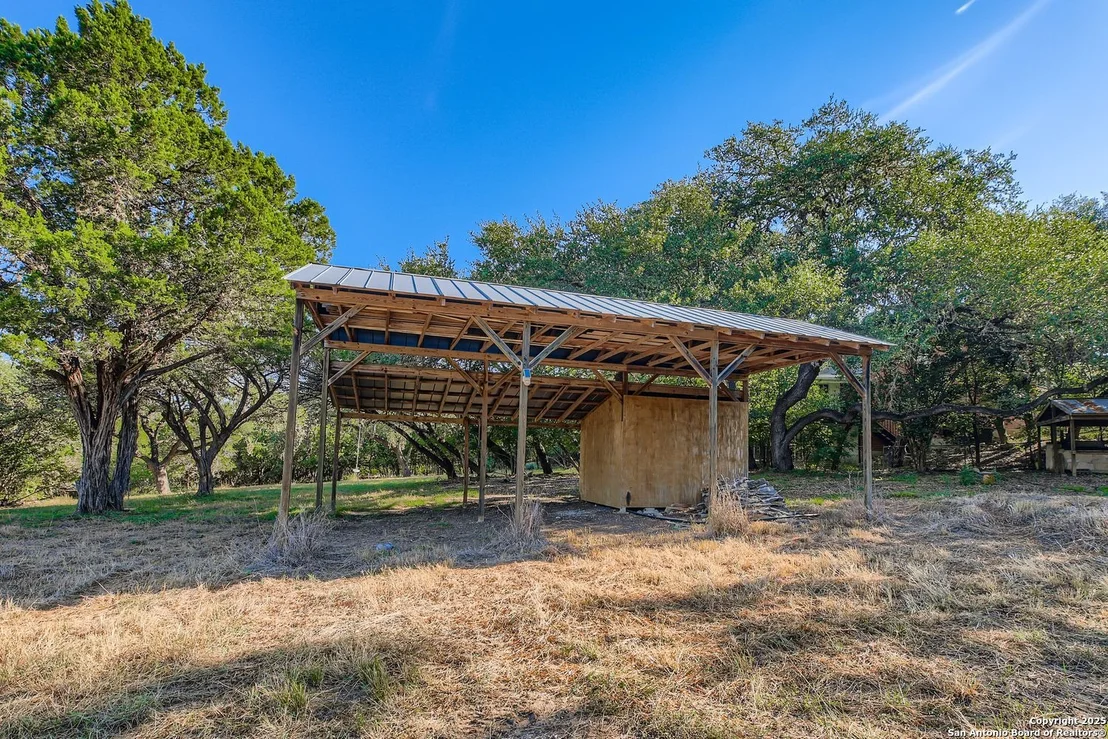 Photo of 17685 Morningside