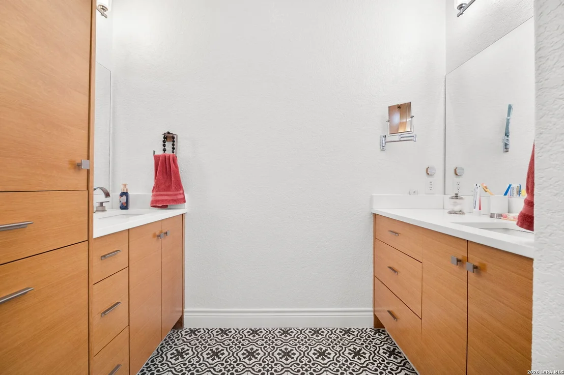 Photo of 25007 Estancia