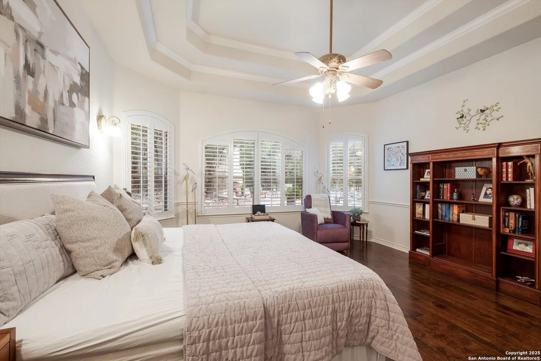 Photo of 15271 Chinquapin