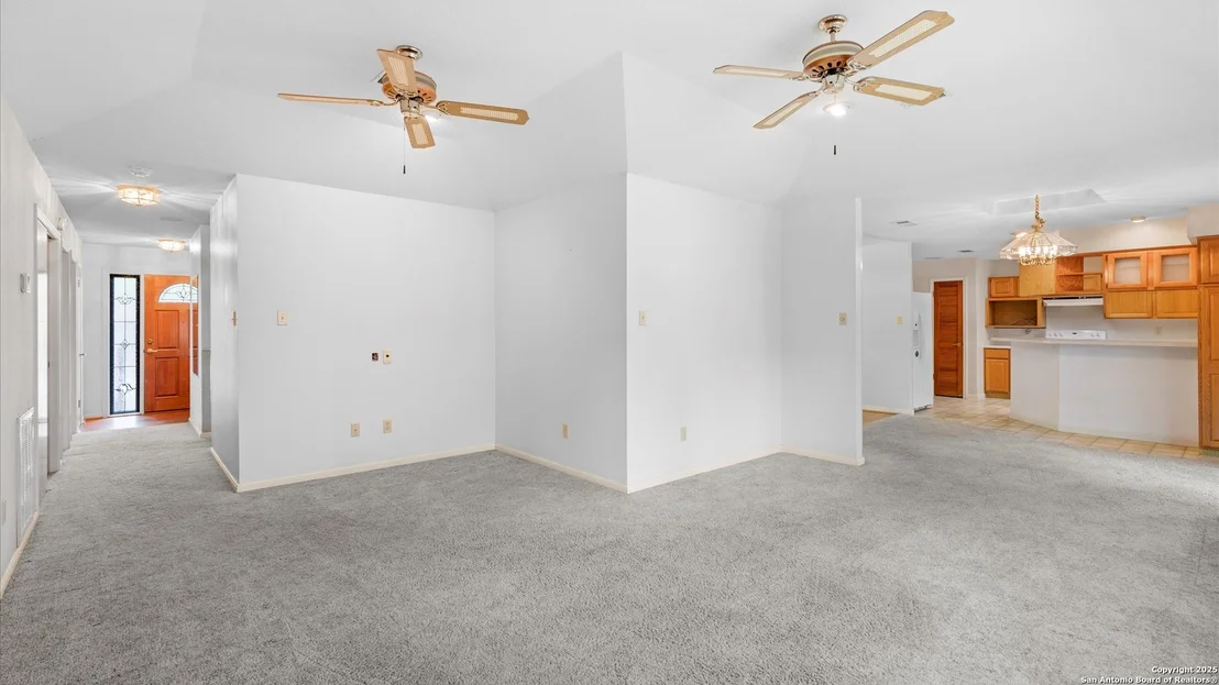Photo of 927 Earl