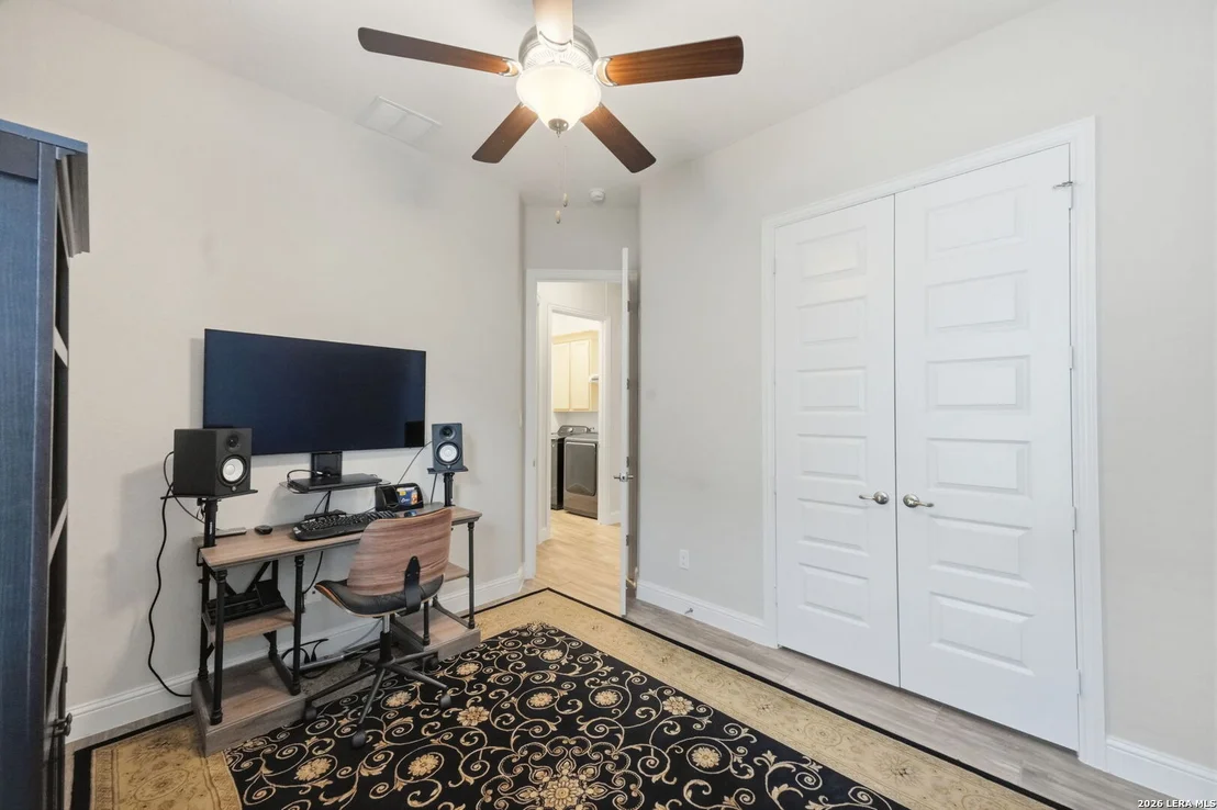 Photo of 530 POND BLF