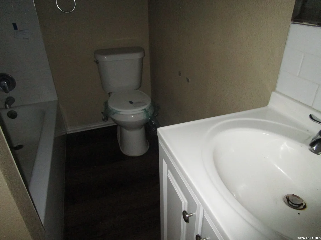 Photo of 638 Canton