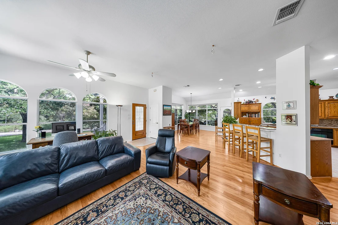 Photo of 107 STAGELINE DR