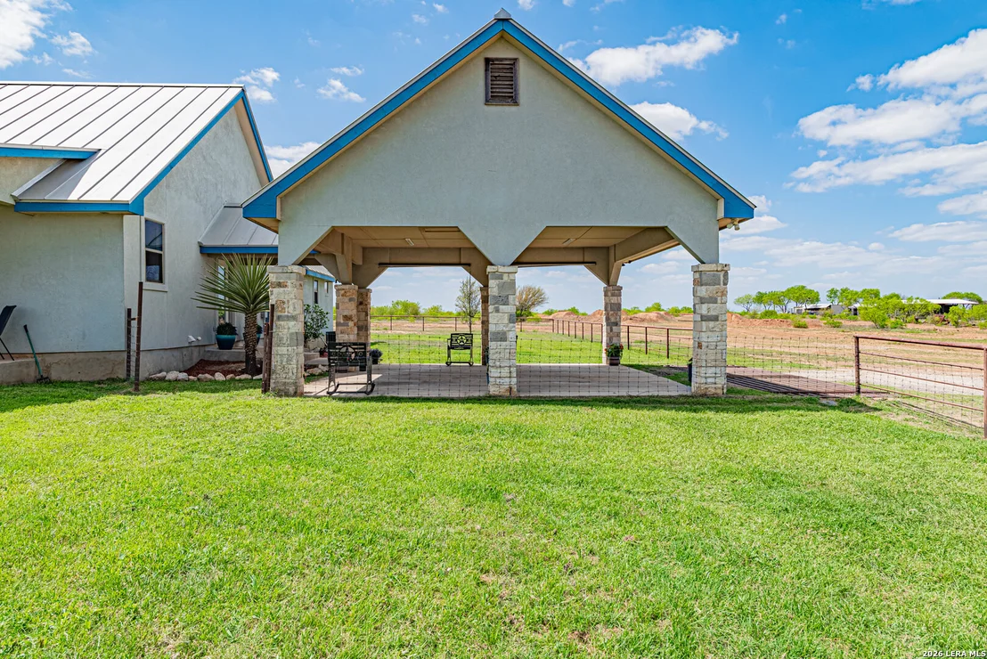 Photo of 946 County Road 361