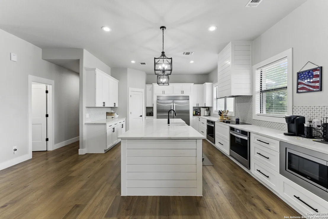 Photo of 725 Winding View