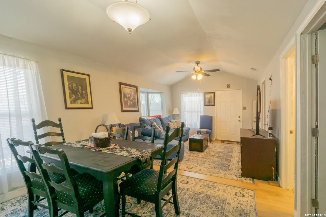 Photo of 1203 Vickers