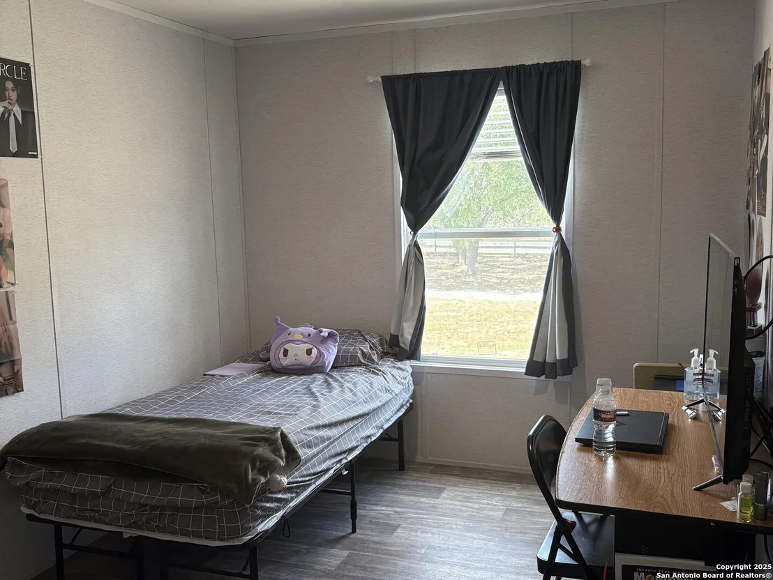 Photo of 22170 Applewhite