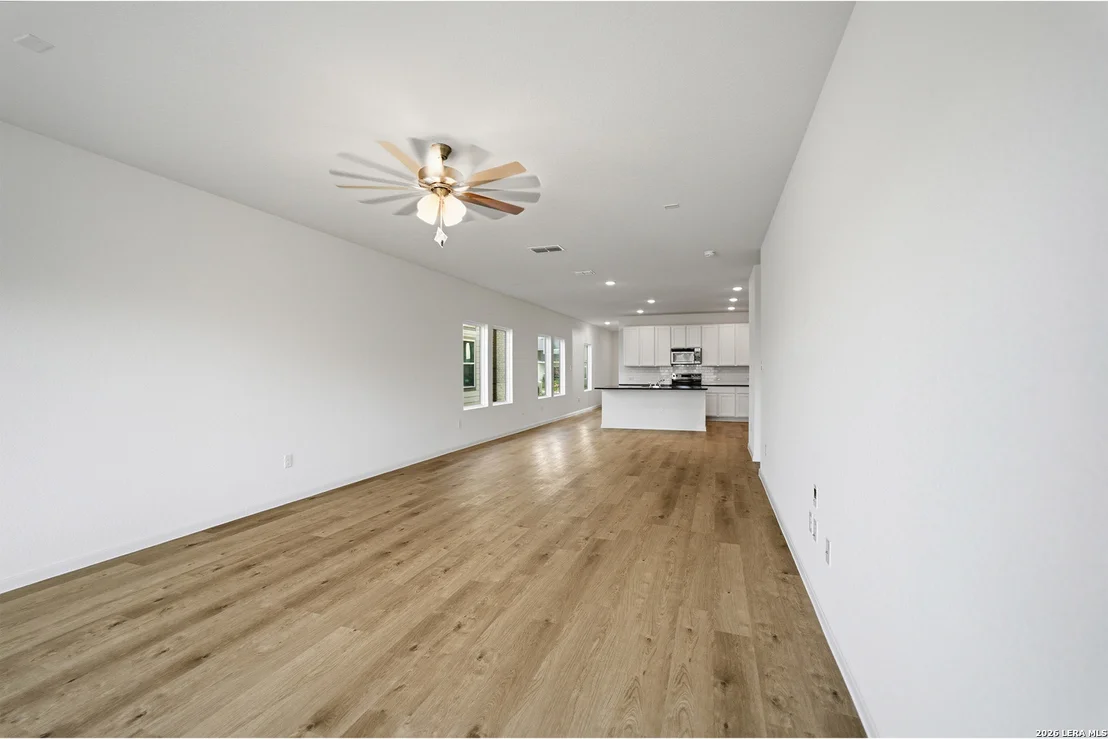 Photo of 11154 HOLLINGER CIR