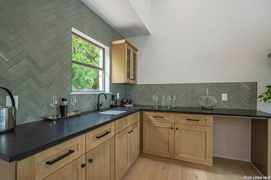 Photo of 206 Bluff Hollow