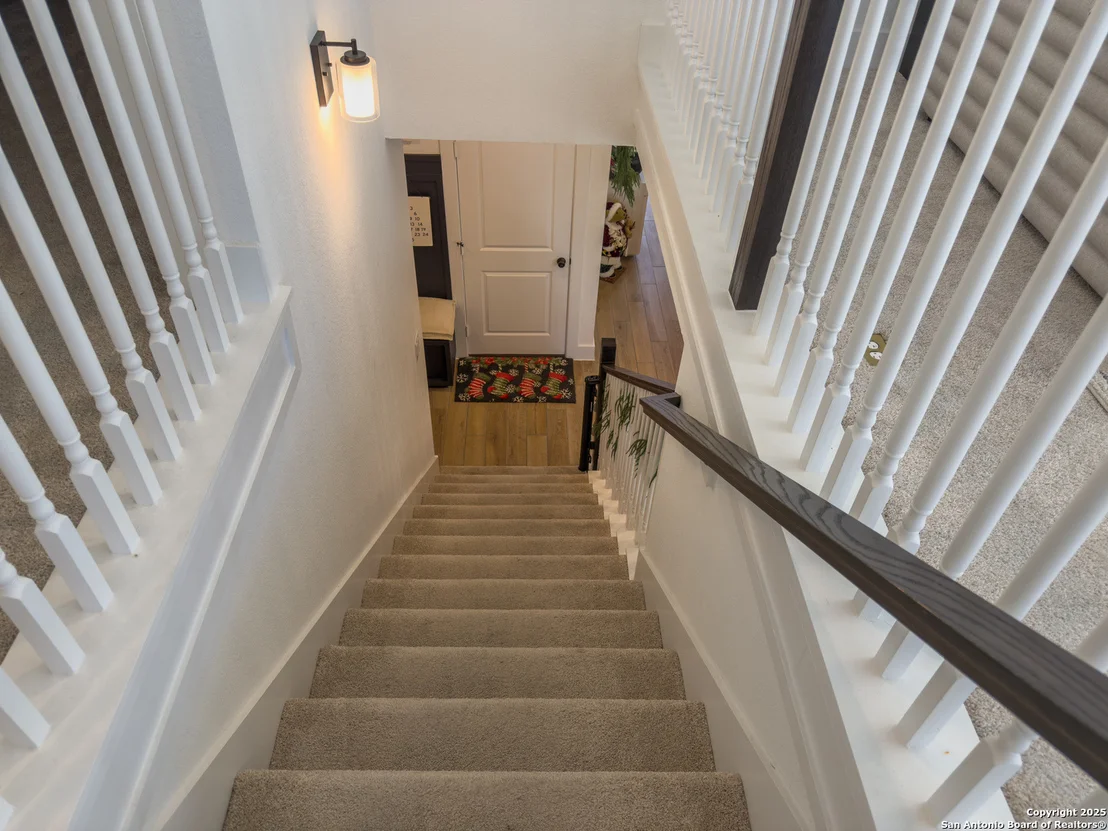 Photo of 416 Kimble Creek