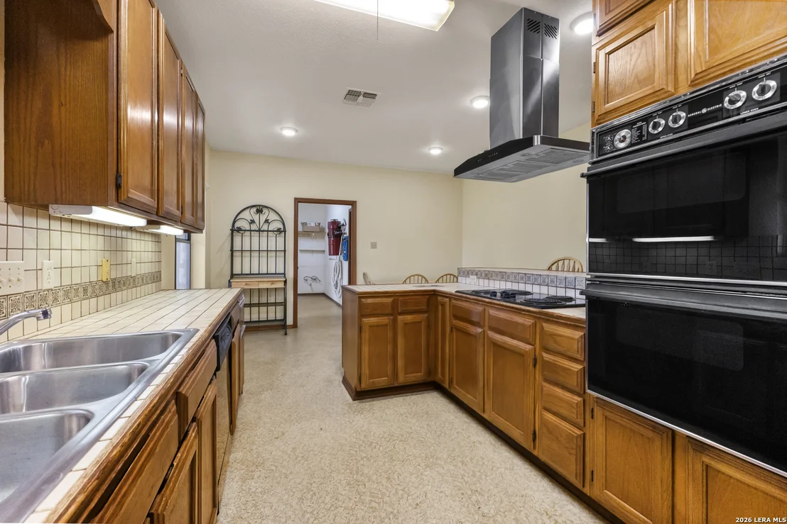 Photo of 165 SETTLERS CIR