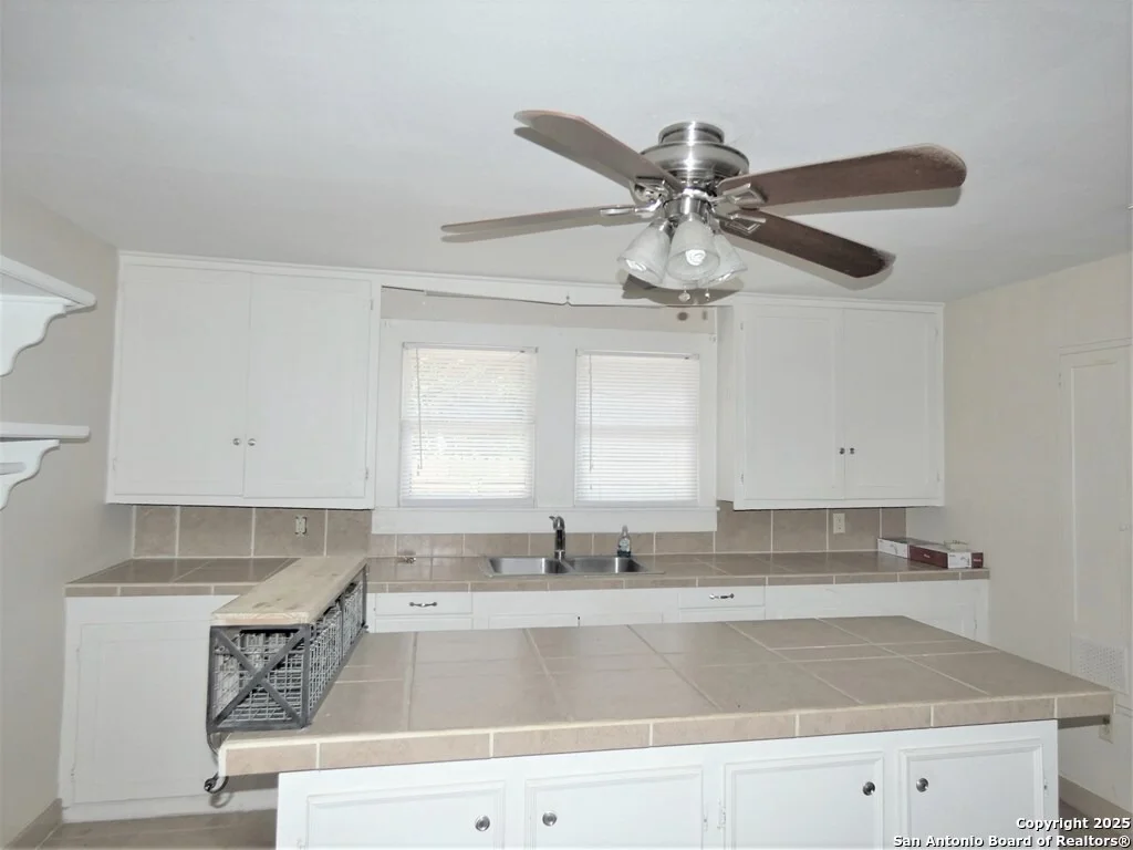 Photo of 158 Bronco Lane