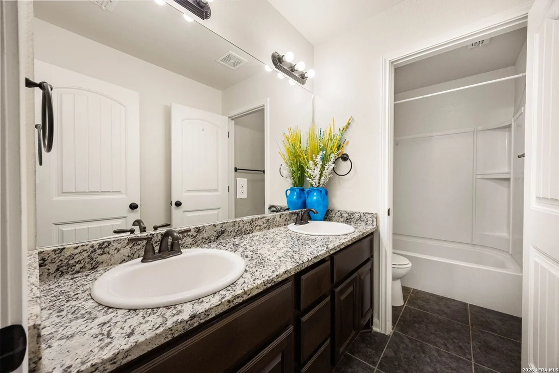 Photo of 149 LAKEVIEW CIR