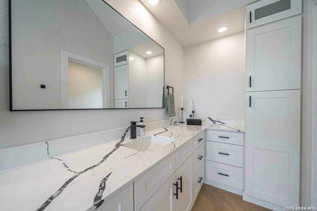 Photo of 206 Bluff Hollow