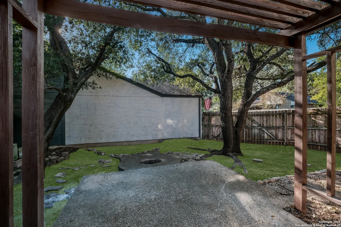 Photo of 1402 Brook Meadow