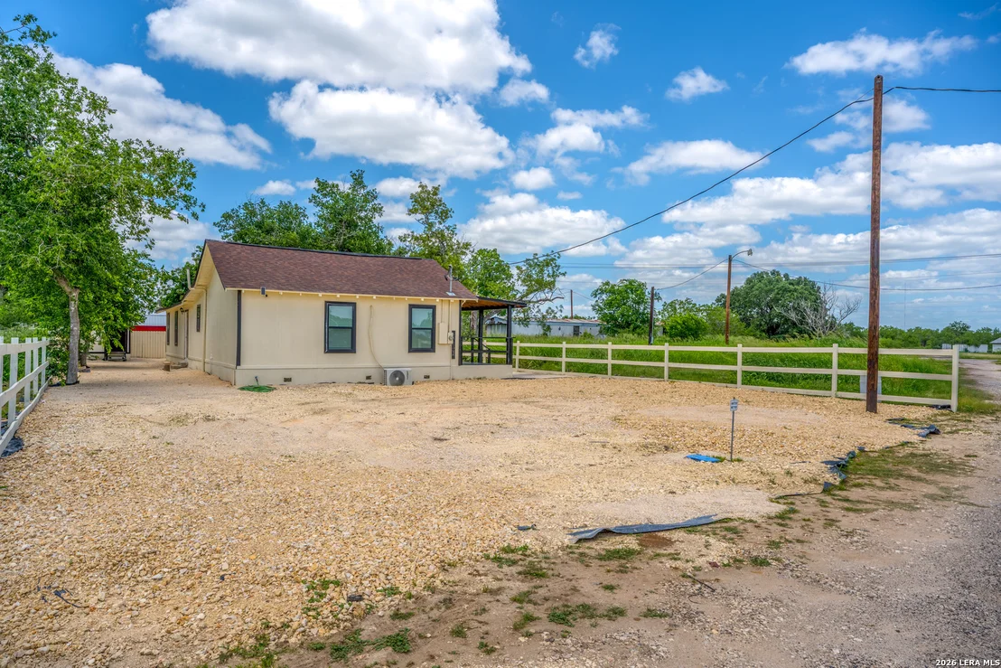 Photo of 8701 County Road 128