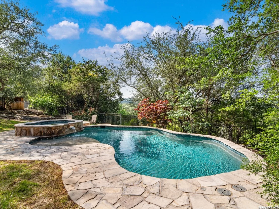 Photo of 631 Sentry Hill