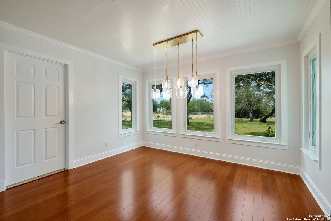 Photo of 15410 Tamaron