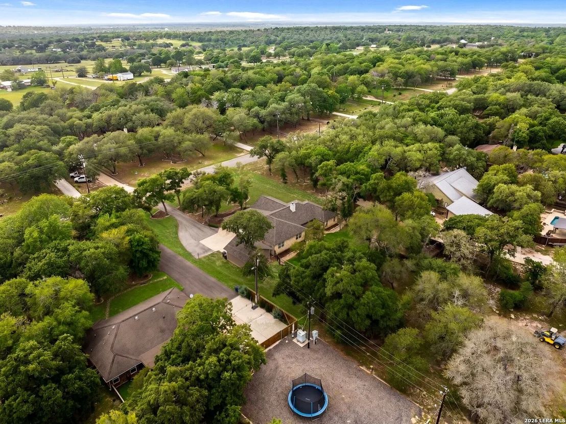 Photo of 552 Jacobs Ln