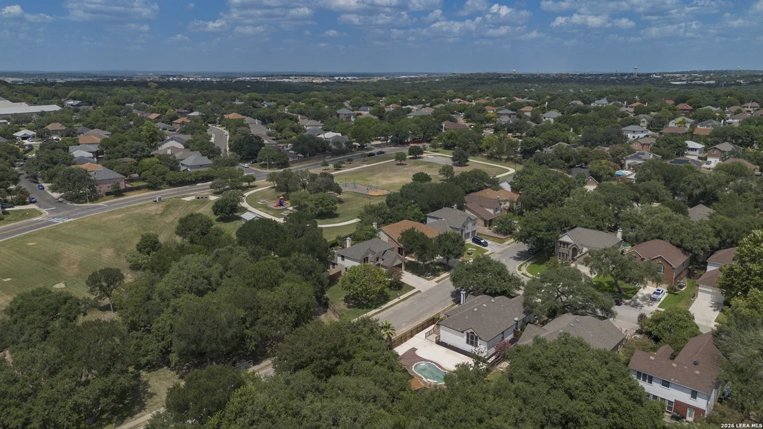 Photo of 2555 Crested Heights